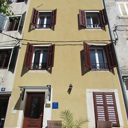 Guesthouse Galeb Vrsar Exterior photo